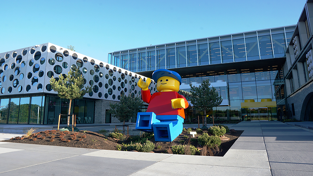 LEGO Campus Kantor Paling Bahagia di Dunia